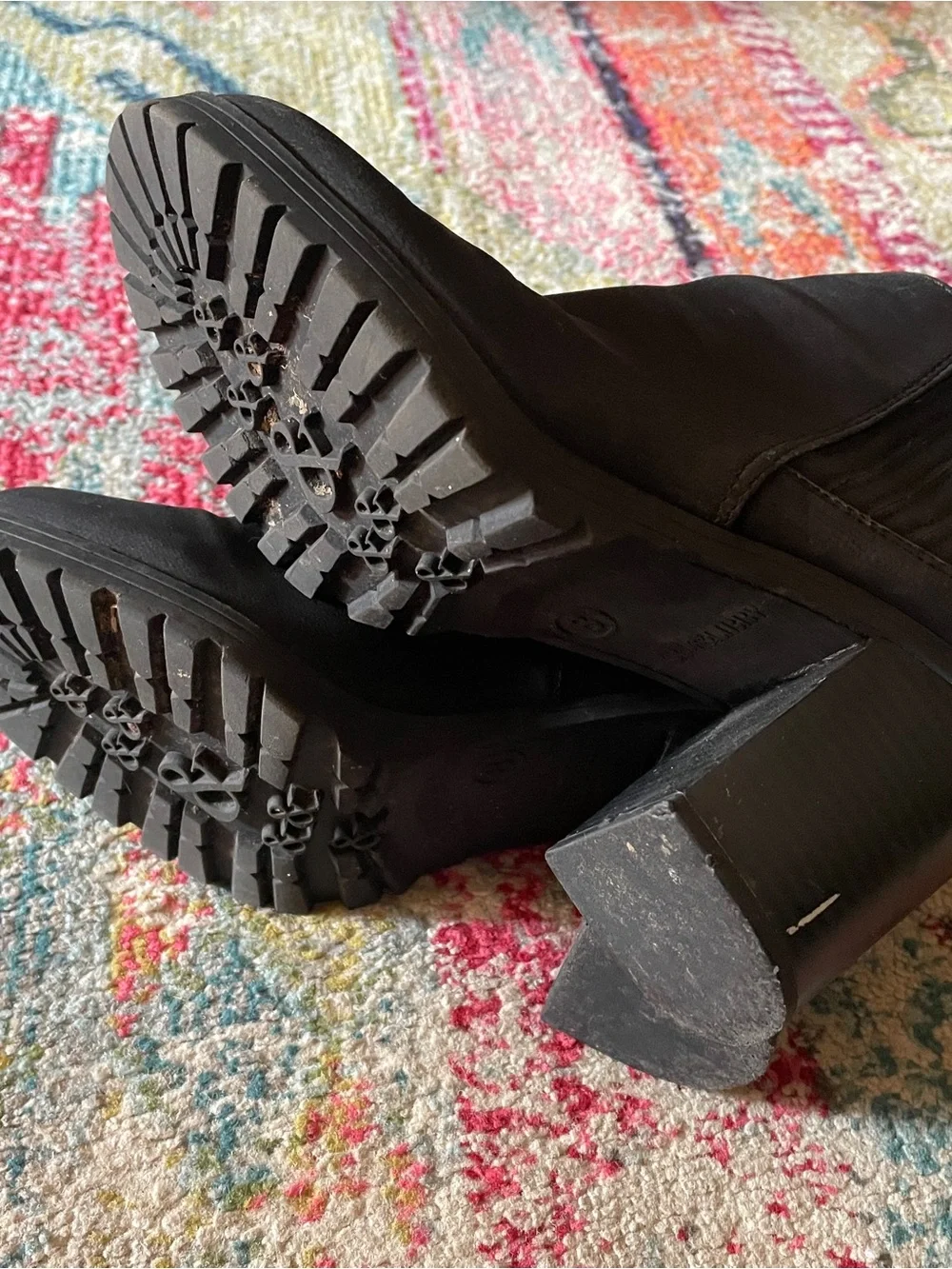 Sam & Libby Black Heeled Ankle Booties